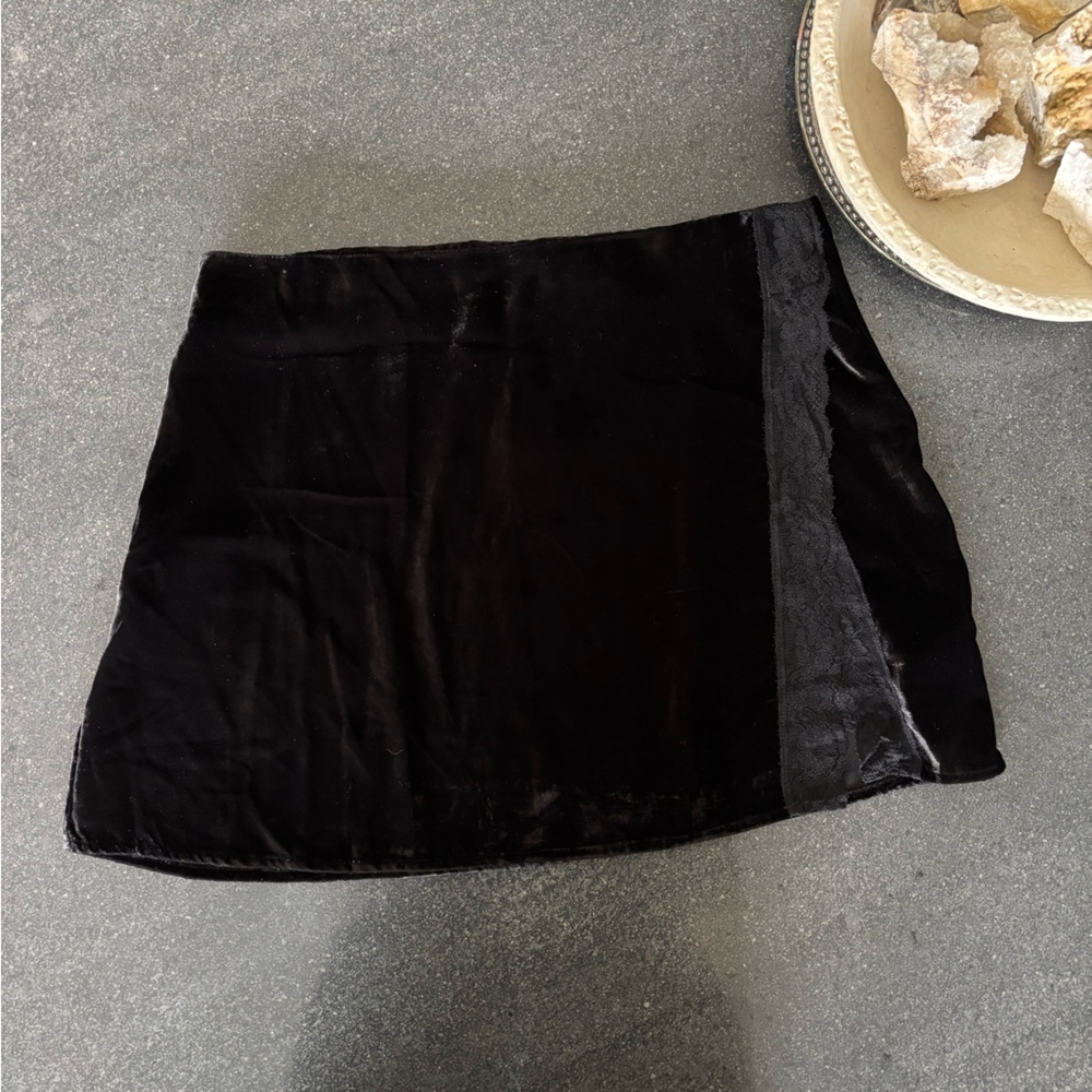 Nasty Gal | Black Velvet Mini Skirt | Size 12